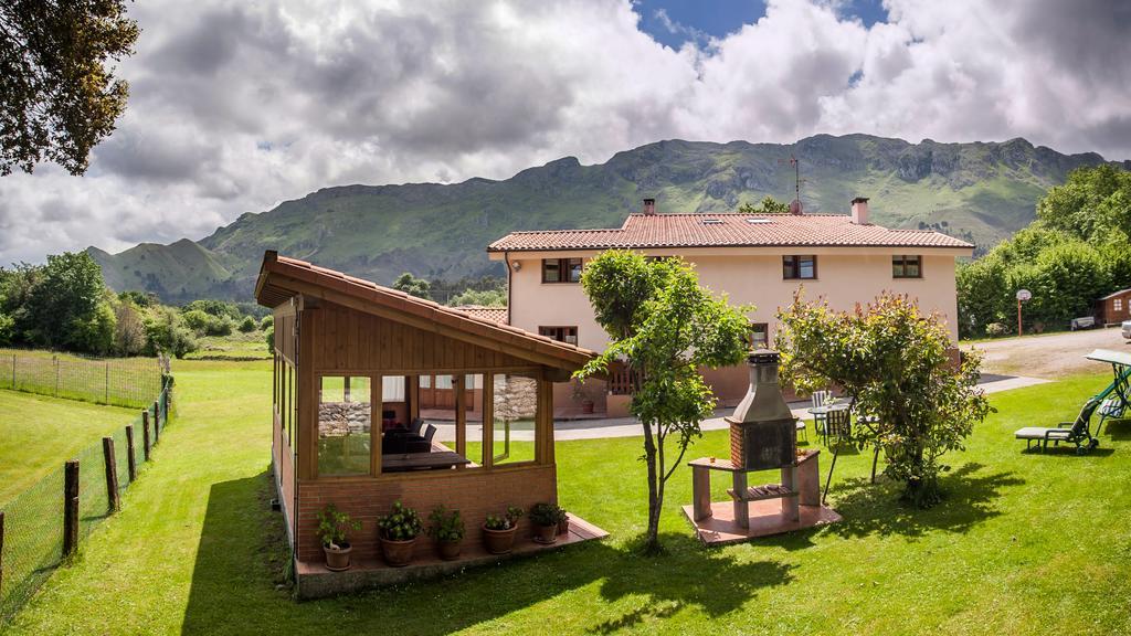 Apartamentos El Pradon De Santa Marina Parres de Llanes 외부 사진