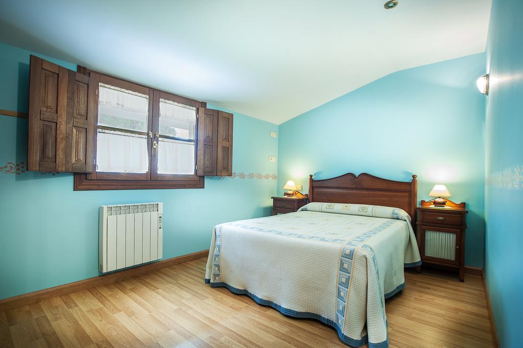 Apartamentos El Pradon De Santa Marina Parres de Llanes 객실 사진